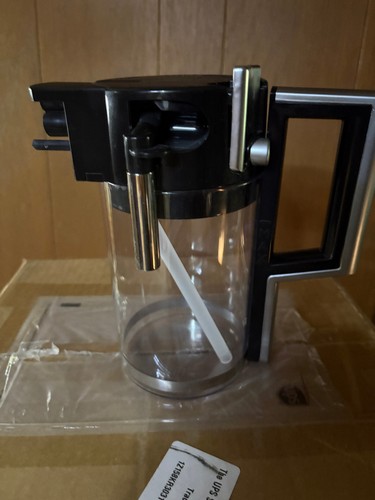 Delonghi milk carafe - milk,